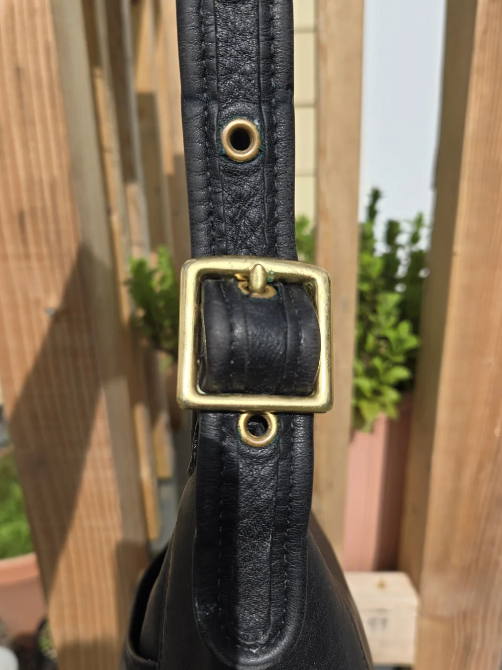 Vintage Coach Black Leather Shoulder Bag - Picture 6 of 12